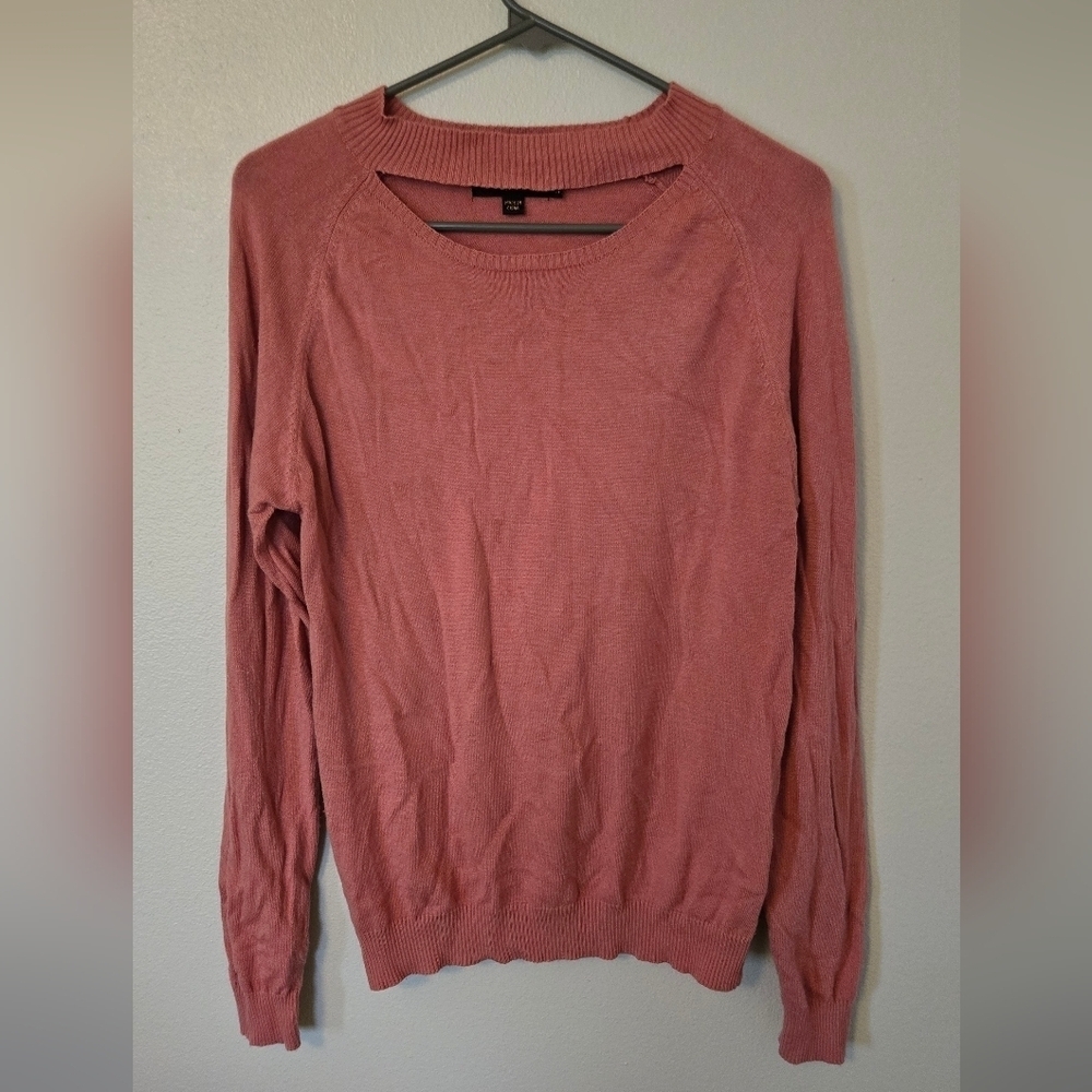 Love Tree Pink Sweater Size Large